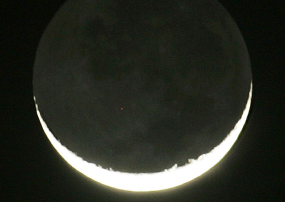 Earth to fall for Venus’s charms