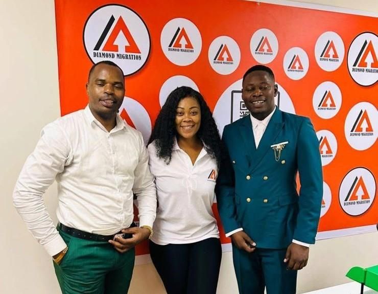 ‘Fraud officers not around’: Teen defrauded of R50,000 in Vecco Lupa scam says Cape Town police won’t open her case