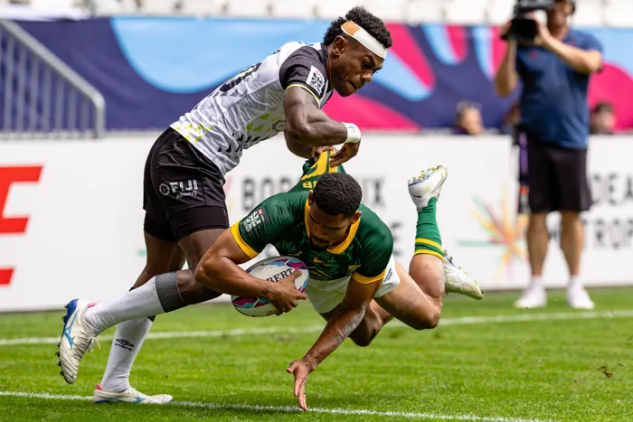Springbok flyer Sebastiaan Jobb scored both of his team's tries in the 14-12 Cup quarter-final victory against Fiji at the Bordeaux Sevens on Saturday that sealed the World Championship title.