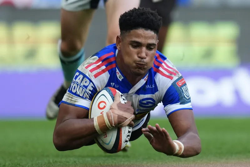Stuart Barnes: Sacha Feinberg-Mngomezulu is the next Dan Carter