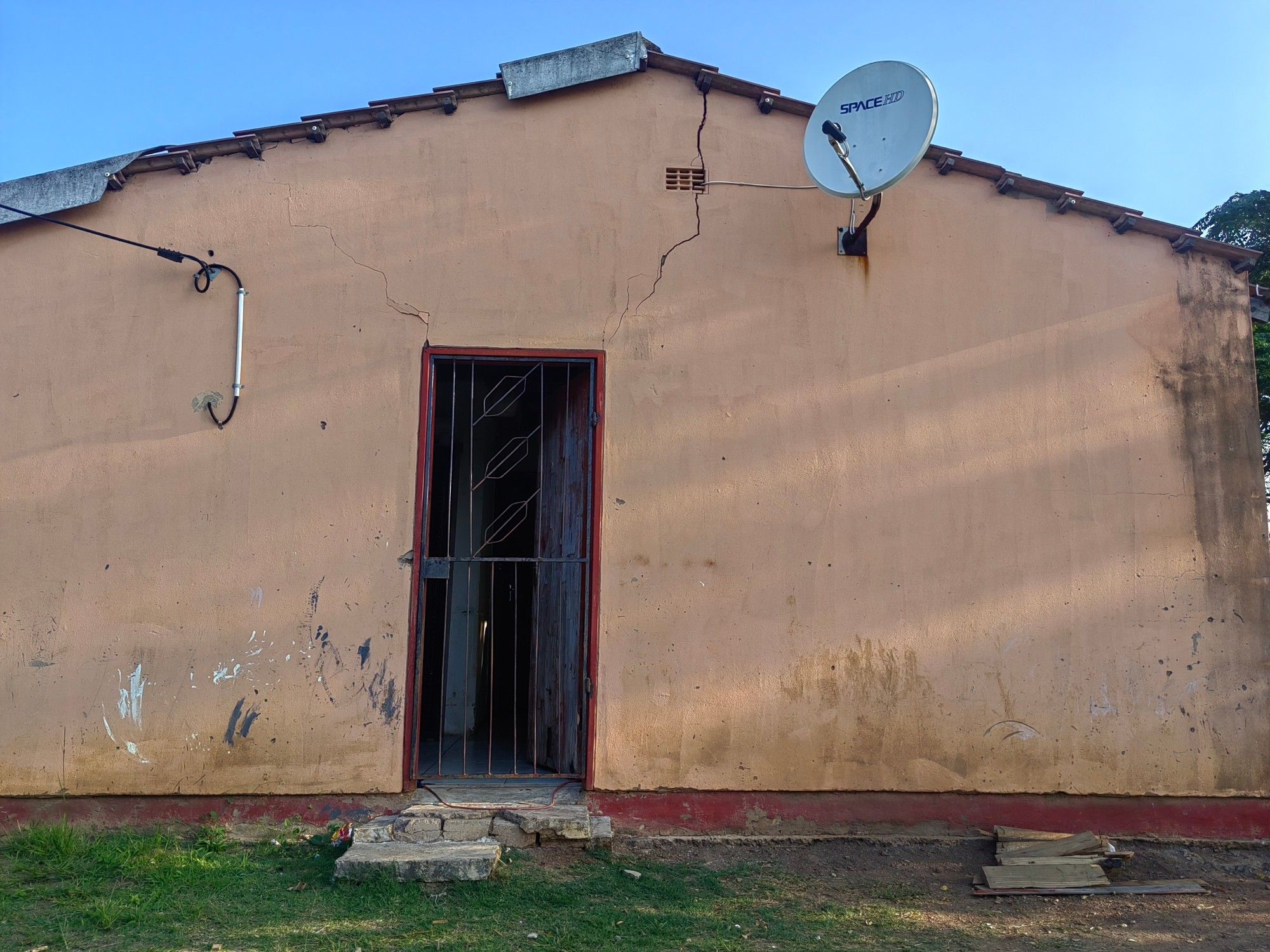 RDP house ‘falling apart’