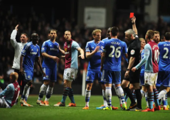 Mourinho slams referee Foy
