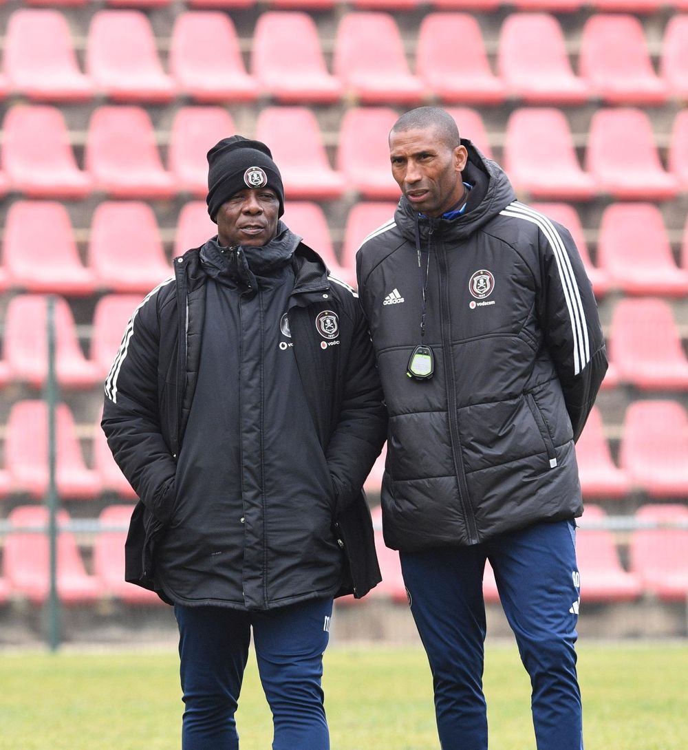 L’avenir de Mandla Ncikazi à Orlando Pirates incertain après un différend présumé avec Abdeslam Ouaddou