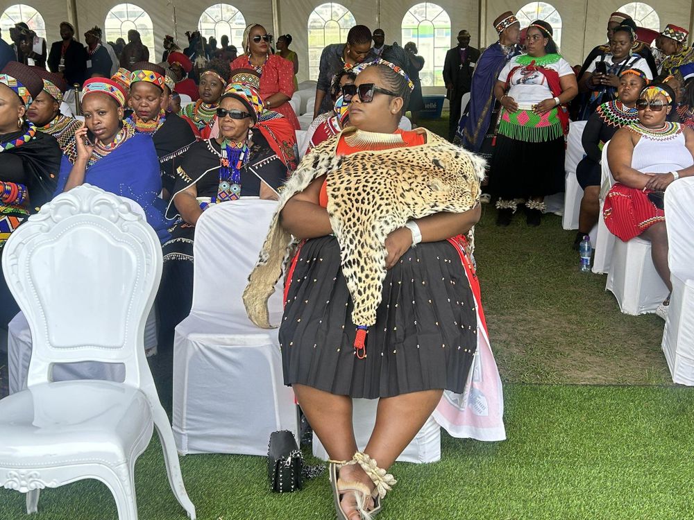 Royal rift: Princess Nothando Zulu vows to 'defend father to death' in ...