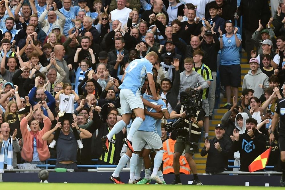 English Premier League talking points: Arsenal stumbled, Carrick under ...