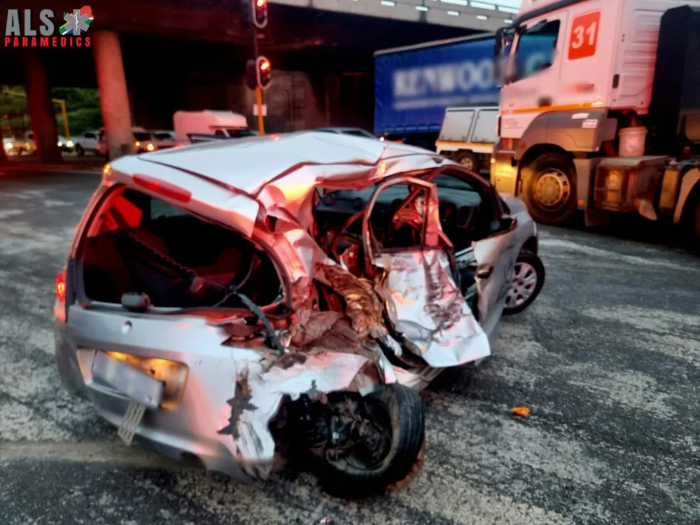 The scene of the crash on the M7 in Durban. Picture: ALS Paramedics