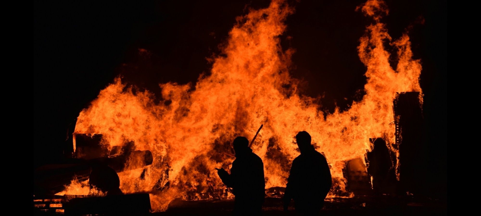 South Africa braces for severe weather: High fire risks and treacherous seas