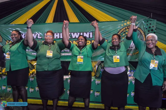 From left to right : Deputy chairperson Gugu Sibiya, chairperson Sne Sishange, secretary Mpume Mabaso, deputy secretary Ntombi Ndlela and treasurer Lindiwe Ndimande. Photo supplied.