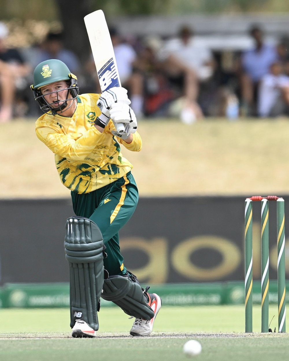 Faye Tunnicliffe’s maiden fifty propels Proteas women to 201 against Ireland