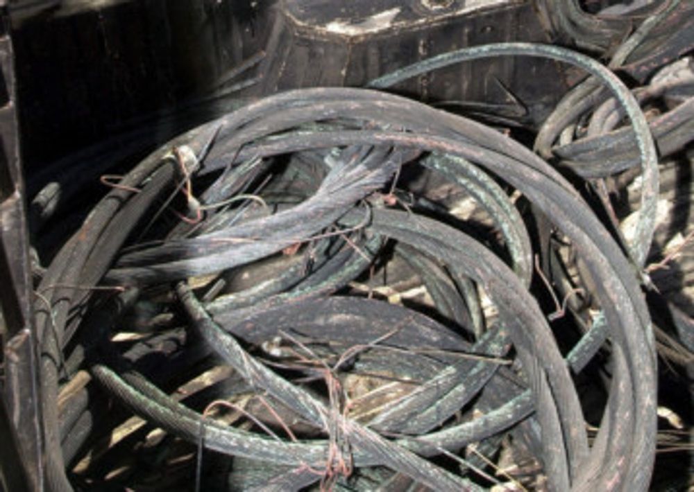 Cable theft suspects arrested