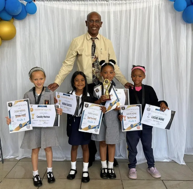 Kleinberg Primary School honours its top academic achievers