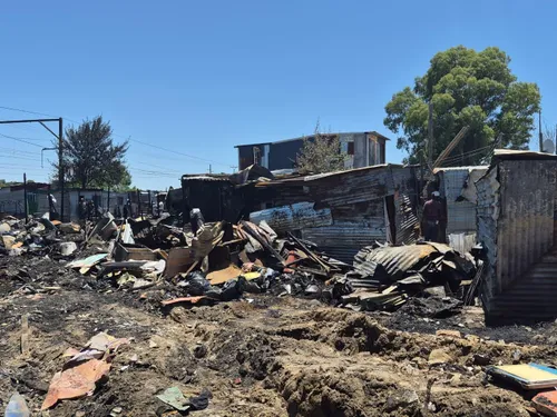 One dead as fire destroys more than 40 shacks in Pretoria informal settlement
