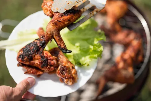 Garlic and herb chicken wings marinade recipe for juicy, flavourful wings