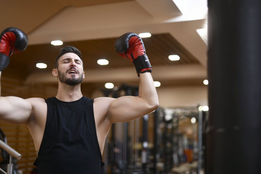 WATCH: How to build arm muscles at home