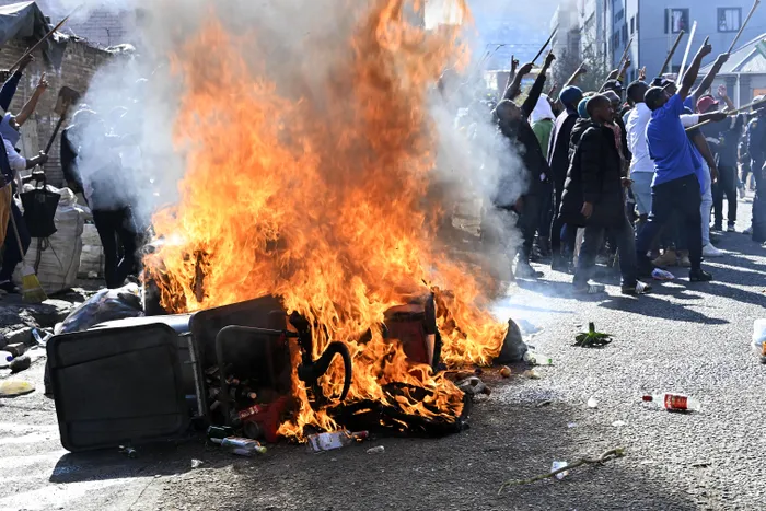 Police have arrested 15 suspects linked to violent protests in Ratanda, south of Heidelberg, where residents have been demonstrating over prolonged water shortages.