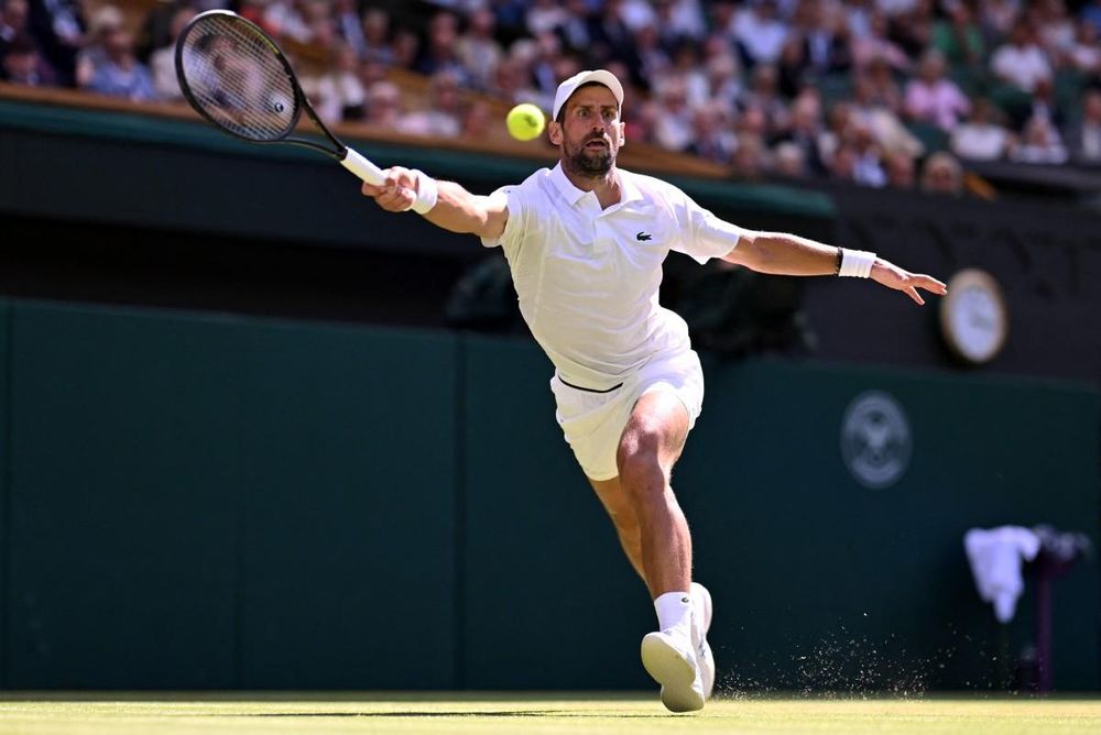 Djokovic goes past Federer
