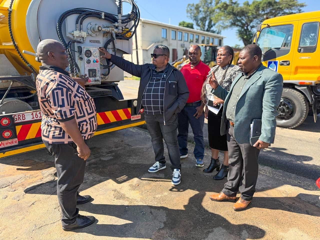 ethekwini-city-manager-s-surprise-visit-to-umlazi-depot-aims-to-enhance