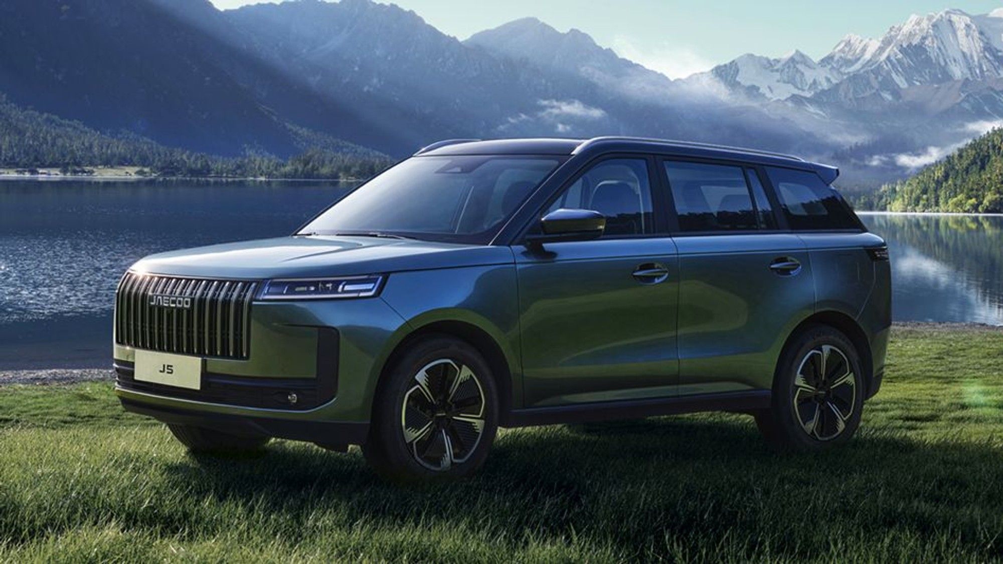 Range Rover looks for even less? All-new Jaecoo J5 confirmed for South ...