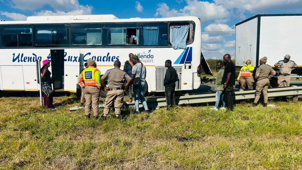 Overloaded bus with 104 passengers intercepted in Limpopo en route to Malawi