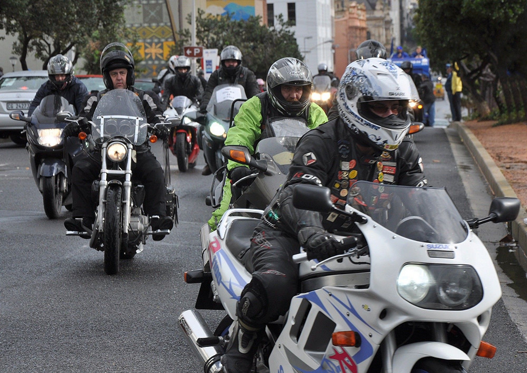 Mass ride in protest against tolling