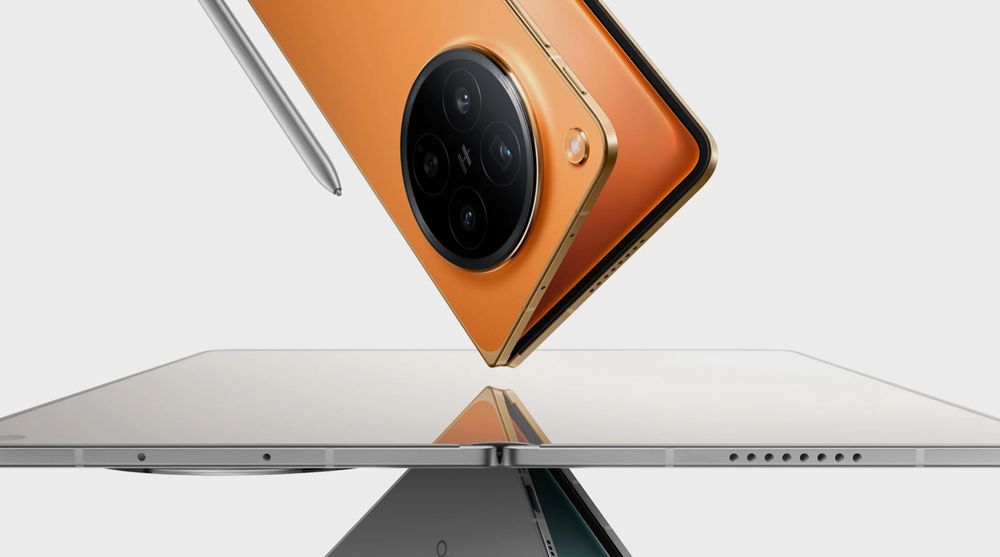 This foldable phone is winning the Crease Wars