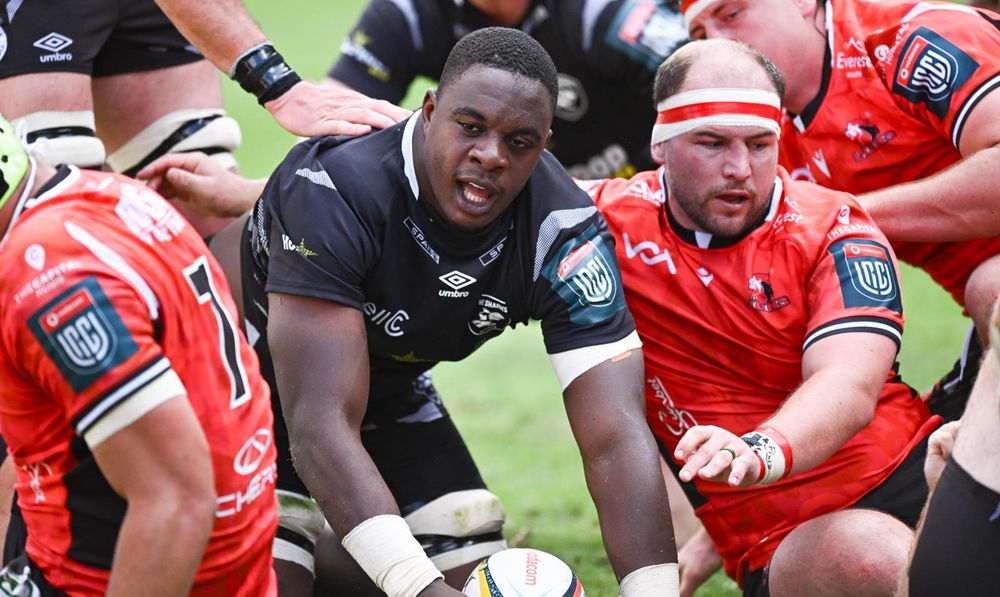 dramatic-haashim-pead-try-after-the-hooter-sinks-sharks-in-thriller-in