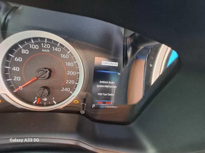 Jooste said the previous owner told him that she never replaced the cluster and sent him pictures showing that even after the accident, the cluster was not damaged.