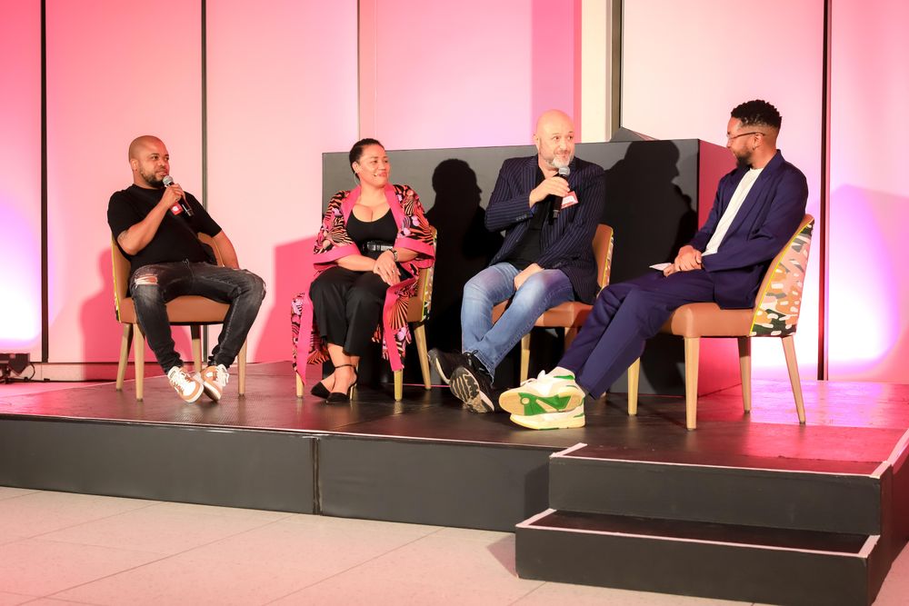 DJ Nastor uses a TikTok dance challenge to introduce a new Amapiano song called '40 percent' for the holiday season