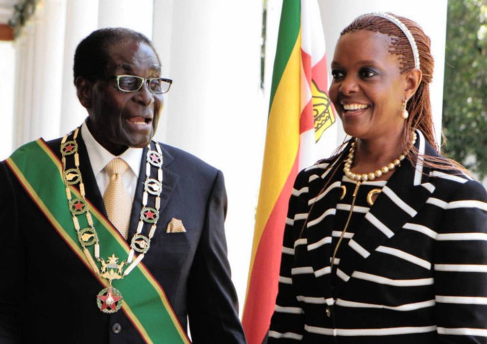 Divided Zanu-PF begins congress