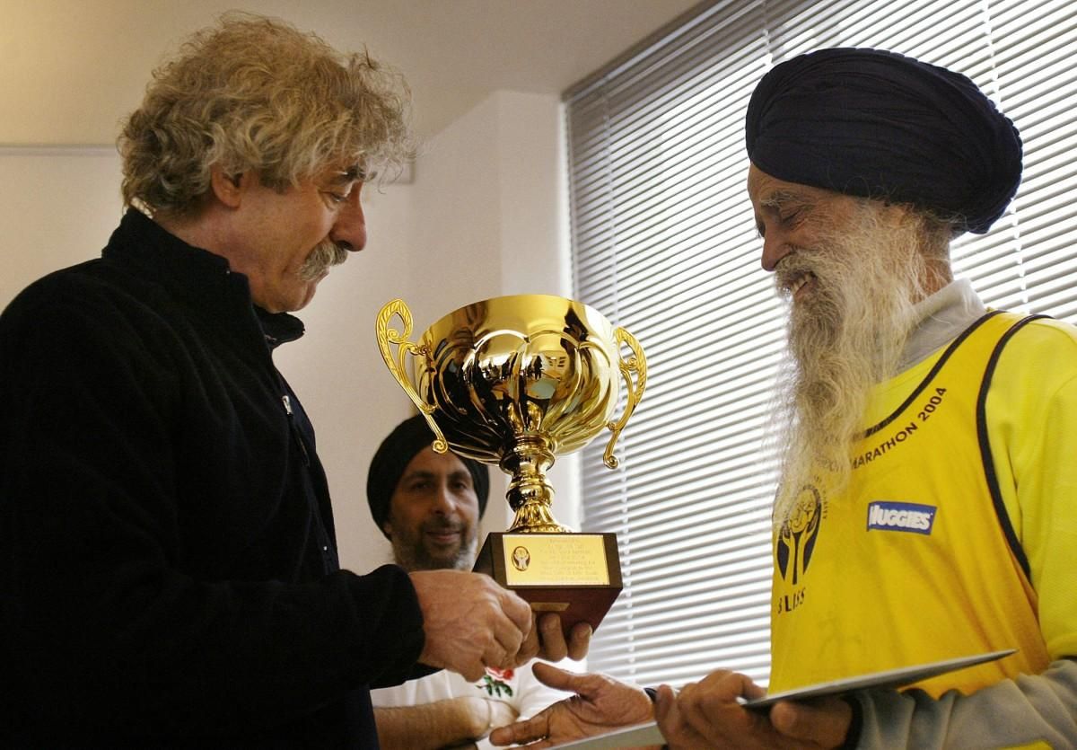 Fauja Singh, the world’s oldest distance runner, dies at 114 in India road ...