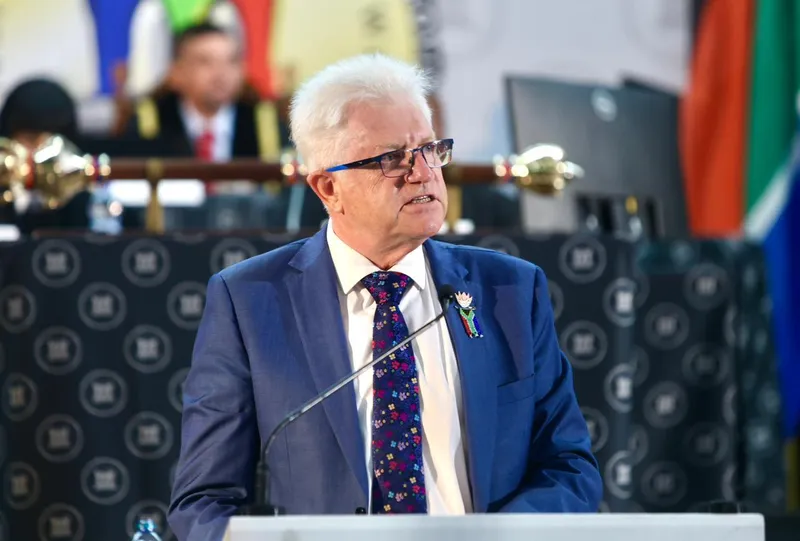 Foot-and-mouth outbreak threatens Western Cape's economic growth, warns Winde