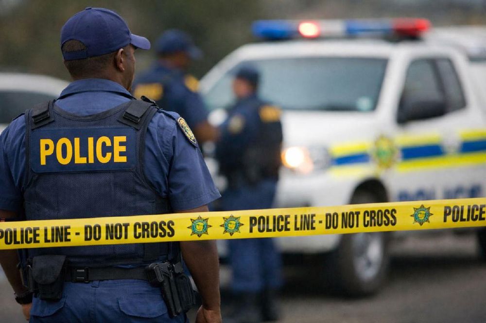 Four arrested after R3 million jewellery store robbery in Jeffrey's Bay