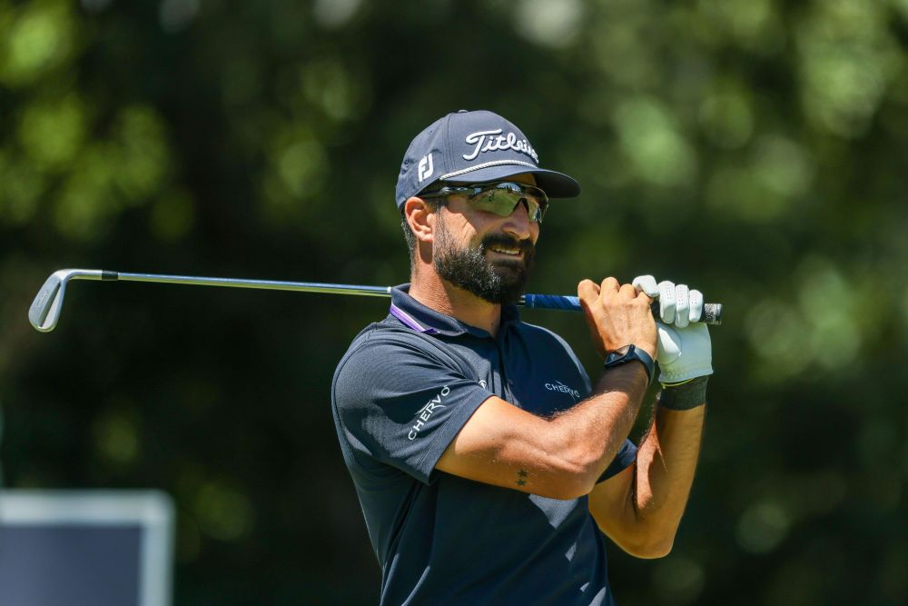 Laporta leads into moving day with SA Open chasing pack hot in pursuit in Stellenbosch