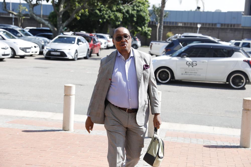 Zandile Gumede fraud trial: Conflicting testimonies emerge in Sipho Nzuza's cellphone seizure case