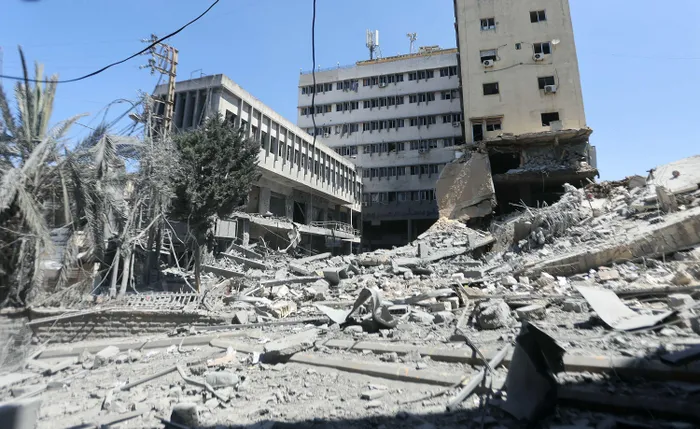 Disagreement over key sticking points and the threat of renewed fighting in Lebanon weighed on the talks, with Washington and Tehran exchanging threats in parallel with the negotiations.