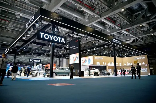 Toyota Joins Volvo and Daimler Truck as Equal Partner in Hydrogen Fuel-Cell Venture