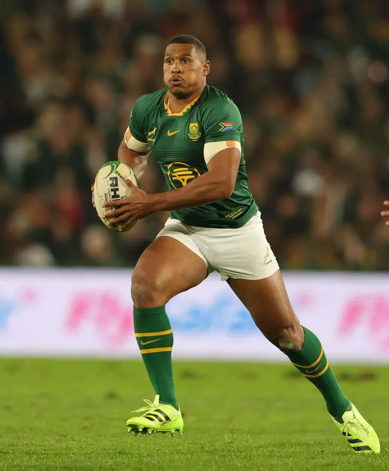 Pollard or Libbok: Ankle injury to Feinberg-Mngomezulu leaves Springboks with major fly-half puzzle