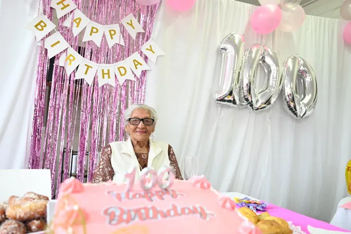 Aunty Martha (Matty) Davds celebrated her 100th birthday on Thursday at Huis Alleyne Communicare Home in Bishop Lavis.