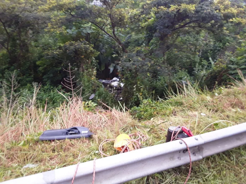 LOOK: Accident leaves Durban man trapped in vehicle for hours until his  calls for help are heard