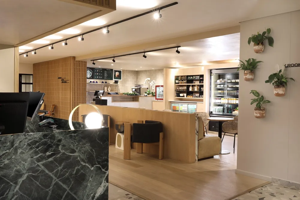Hyatt House H Bar