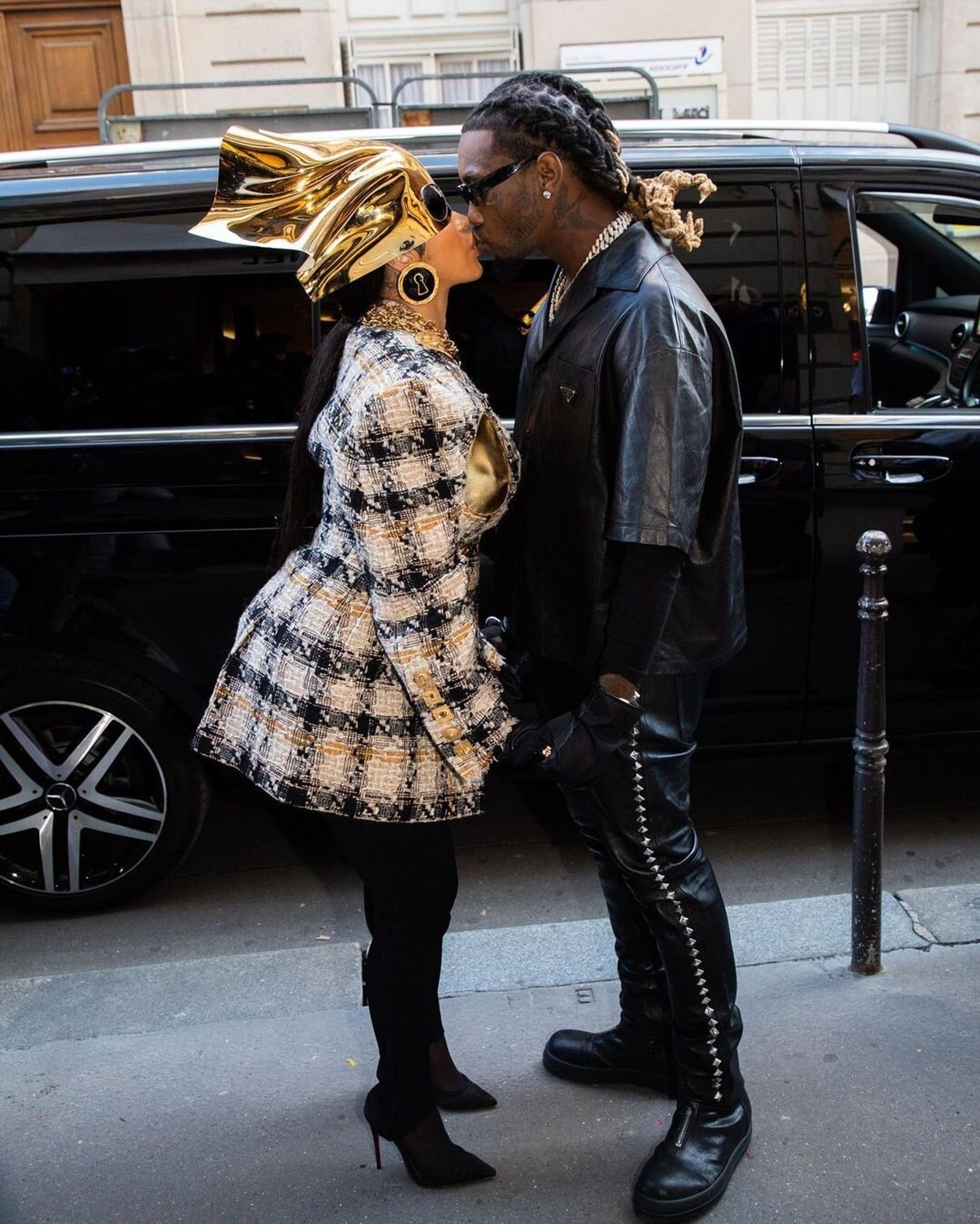 WATCH Offset's extravagant birthday gift for Cardi B