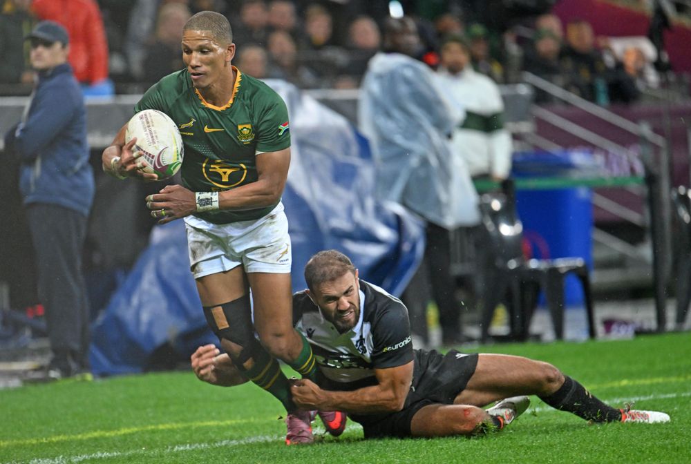 Springbok coach Rassie Erasmus' flyhalf options overflow as he ponders ...