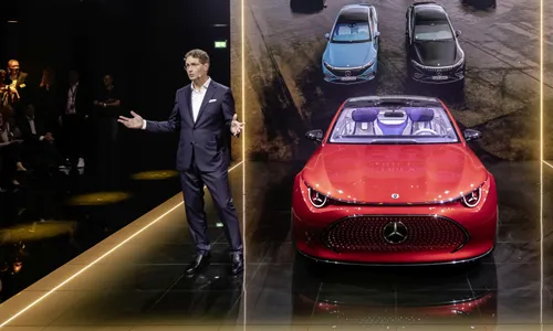 As profits fall, Mercedes boss says Germany needs a ‘productivity offensive’