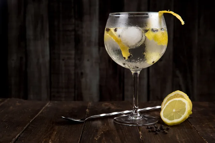 Citrus garnishes are not only good for that extra bit of acid the juice can add to a cocktail, but also because of the stunning aromatic essential oils in their peels. Picture: Pexels/Toni Cuenca
