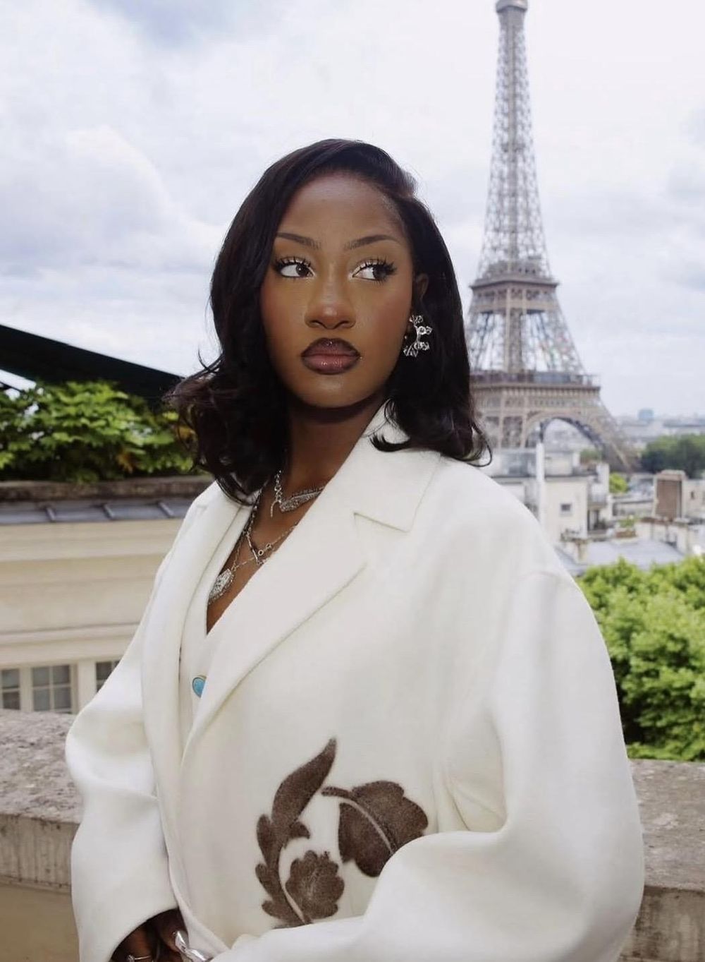 Vuyile Madwantsi|Published 4 minutes ago Tems makes history as the first female African artist to earn RIAA diamond status