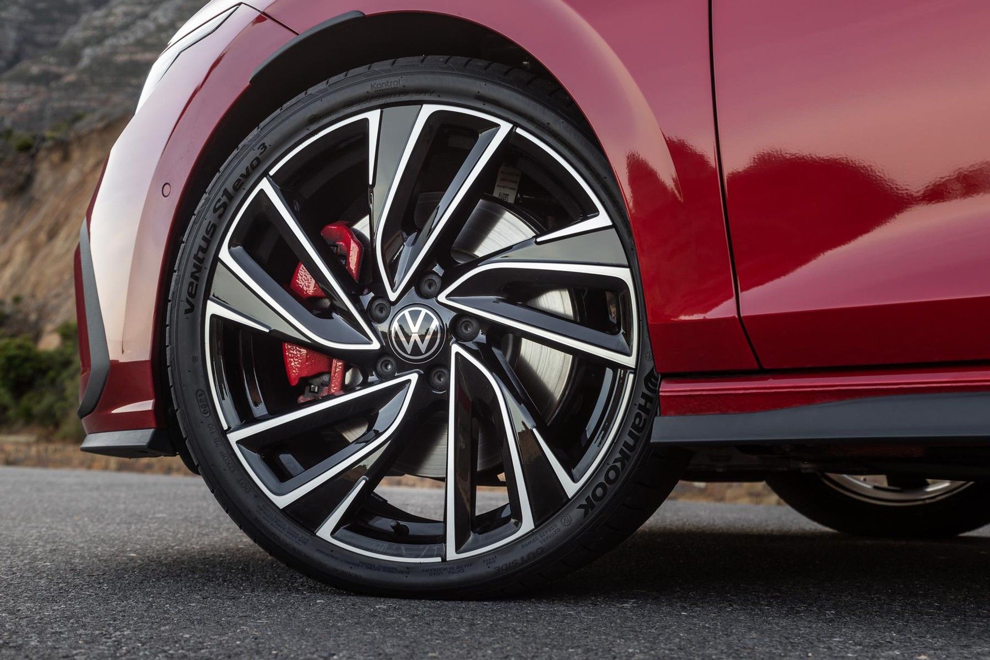 Brothers arrested for bid to defraud dealership of R700 000 Golf 7 R ...