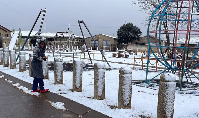 South Africa - Johannesburg - 10 July 202 Coldest day in Johannesburg and the snow fall hasn't been seen in a long time. | Ntombi Nkosi