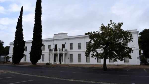 Stellenbosch art exhibition opens doors free to the public