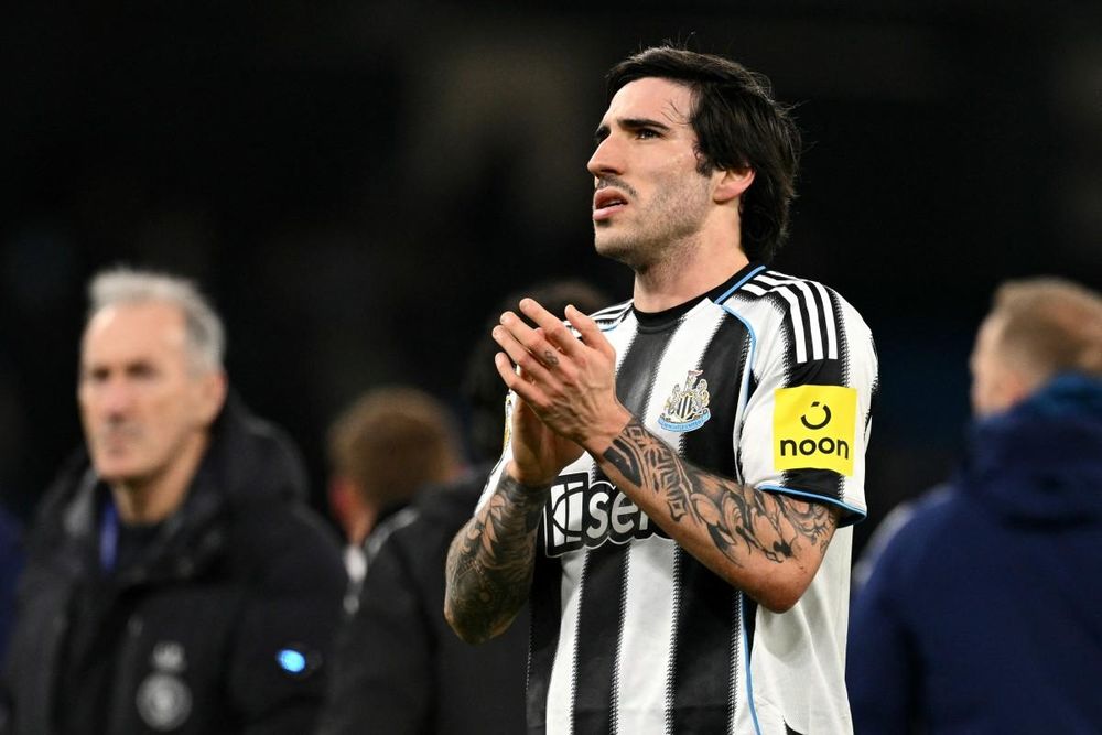 Tottenham sign Sandro Tonali from Newcastle in club-record R2.2bn deal