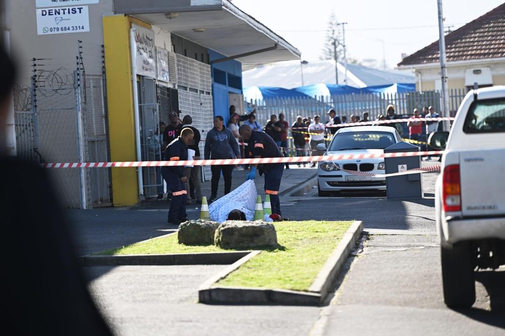 One dead after shooting outside Wittebome takkie shop
